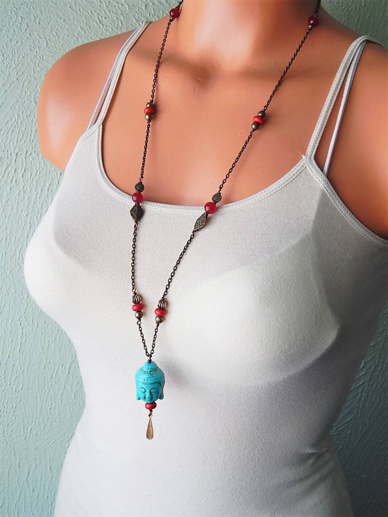 Buddha Halskette - Lange Perlen Kette in Türkis Und Rot Bohemian Style Boho Schmuck Good Karma Lucky von AJBcreations