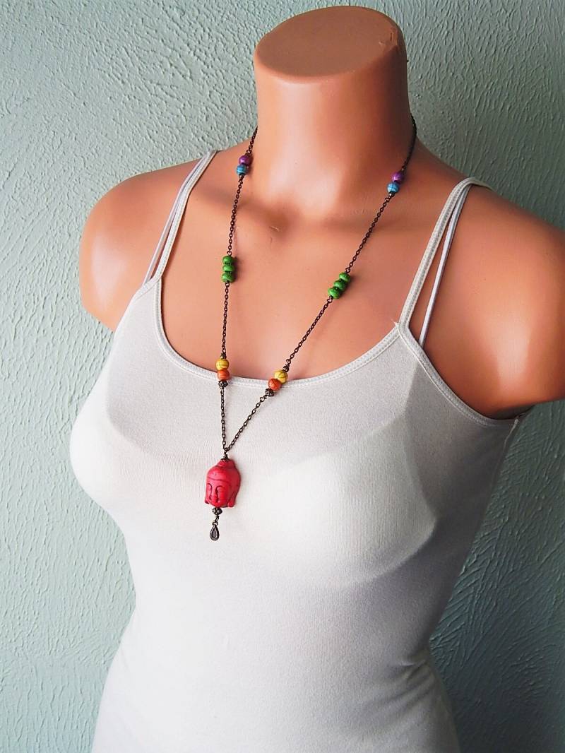 Buddha Halskette - Lange Perlen Regenbogen Kette Chakra Boho Schmuck Festival Good Karma Lucky von AJBcreations