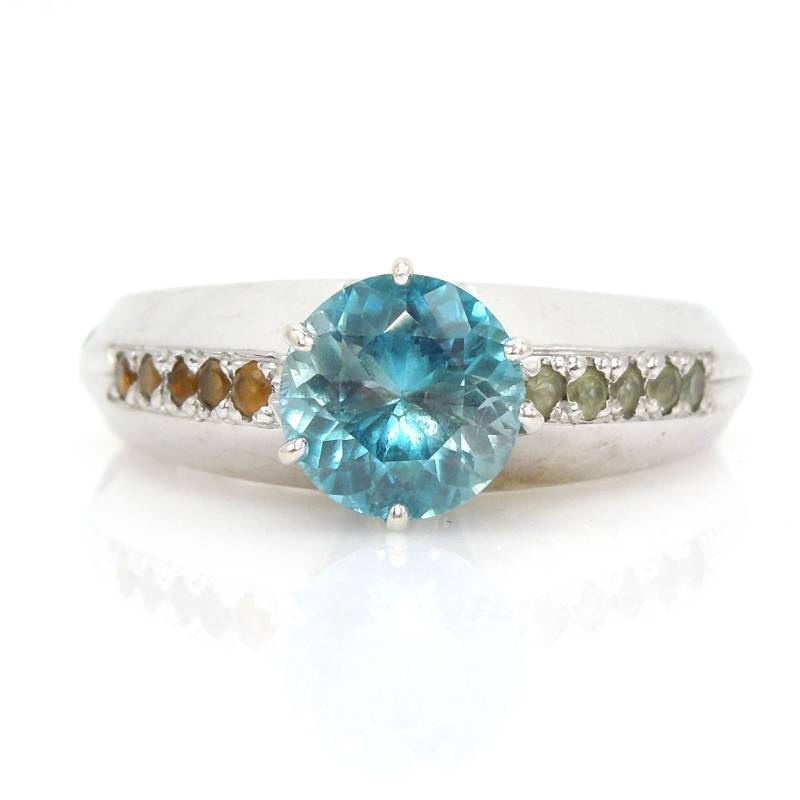 1.83 Karat Blauer Zirkon Und Multicolor Granat in 14K Weißgoldmontierung von AJMartinJewelry