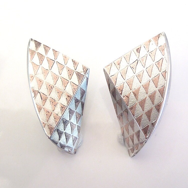 Künstler Machte Pyramide-Ohrringe in 925Er Silber von AJMartinJewelry