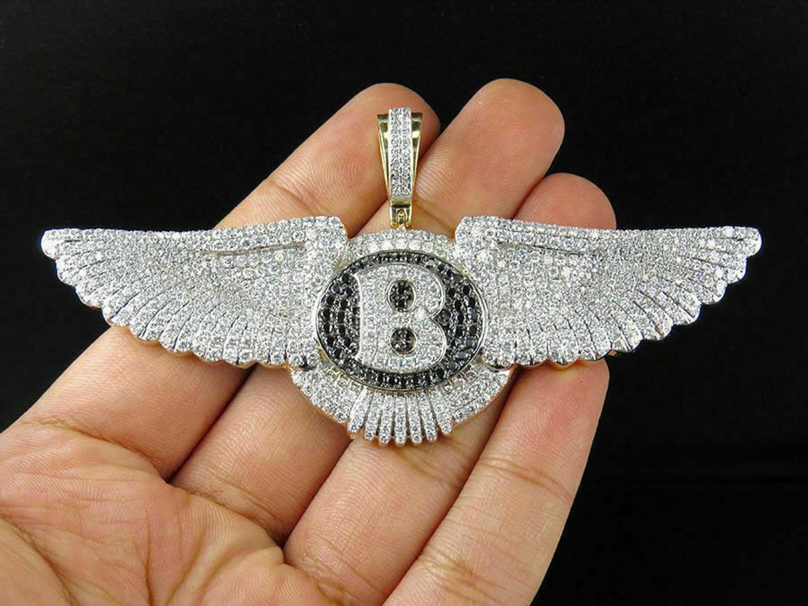 2.50 Ct Rundschliff Diamant Bentley Wing 14K Gelbgold Finish Für Männer Ohne Kette Anhänger Geschenk von AJUKEnterprise79