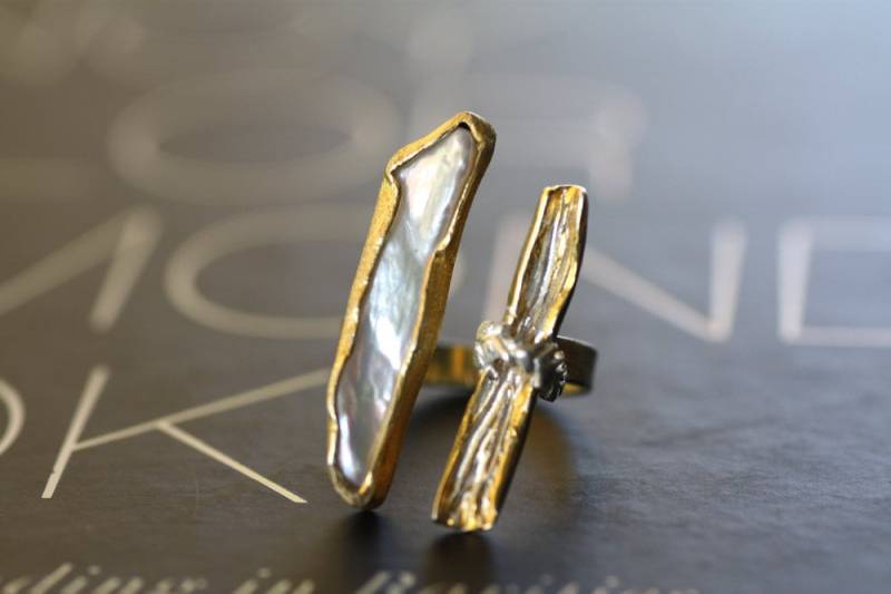 Barock Perlenring Sterling Silber Vergoldet Statement Ring von AJewelryConcept