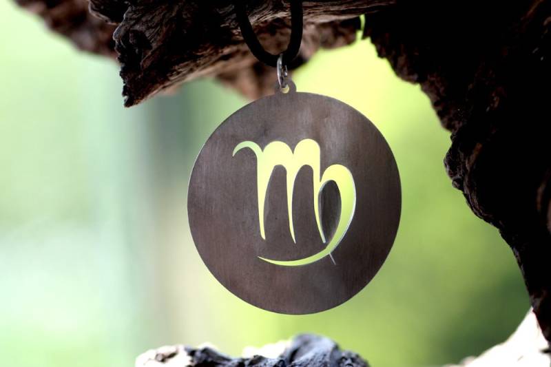 Handgemachtes Geschenk Zum Geburtstag Handgemachtes Geschenk Zum Geburtstag von AJewelryProject