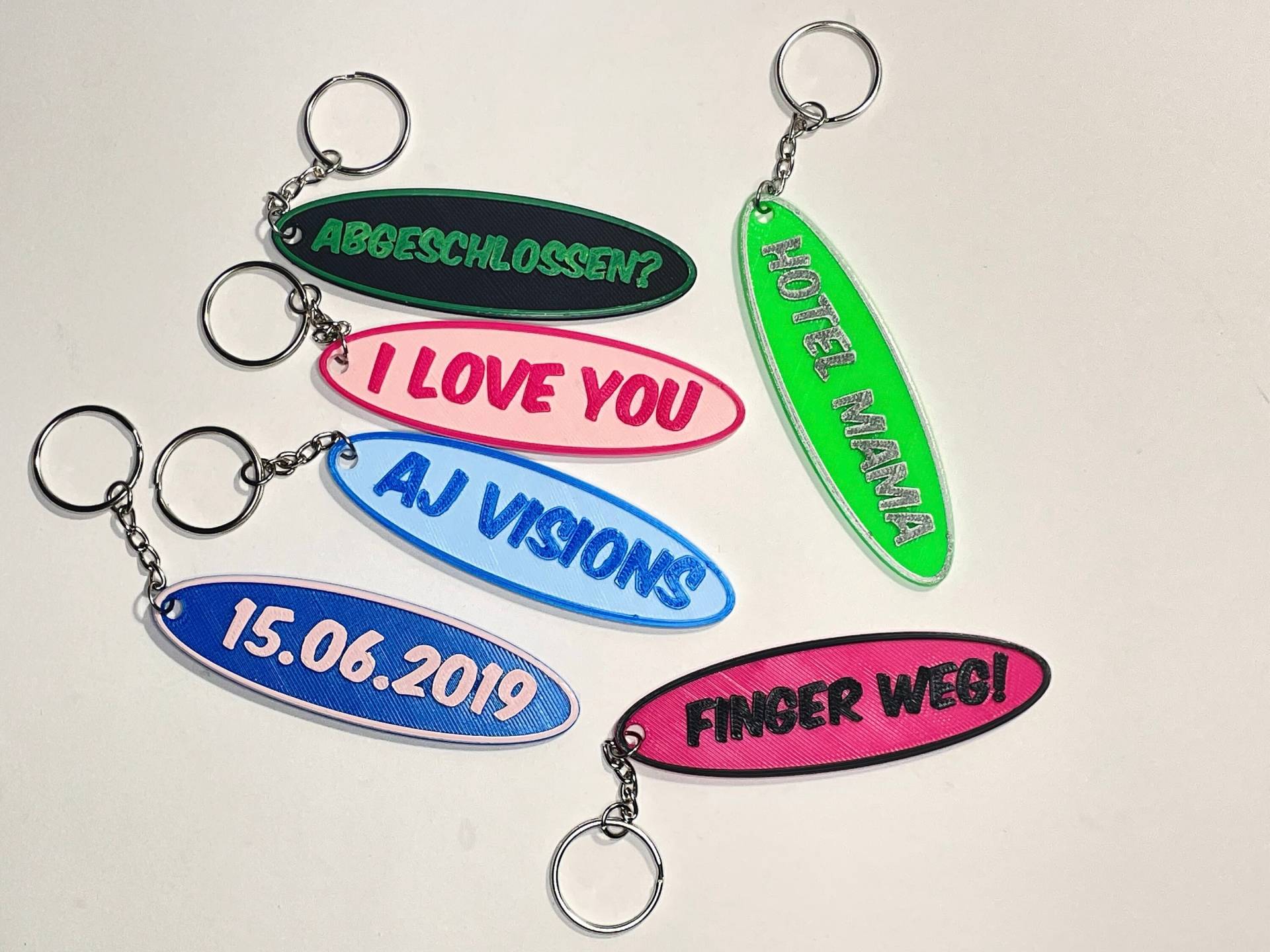Personalisierbarer Schlüsselanhänger Mit Wunschtext - Einzigartiges Accessoire Aus 3D-Gedrucktem Pla-Kunststoff Personalisierbarer Schlüsselanhänger Mit Wunschtext - Einzigartiges Accessoire Aus 3D-Gedrucktem Pla-Kunststoff von AJvisionsDesign