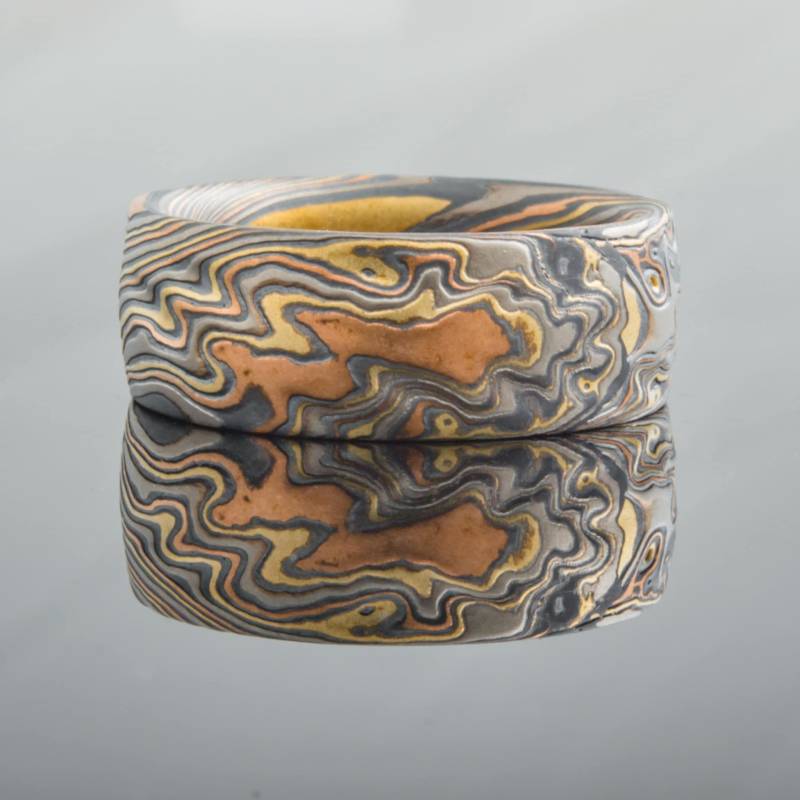 Ehering Mokume Gane Feuersturm Twist Muster Ring von AKAMokume