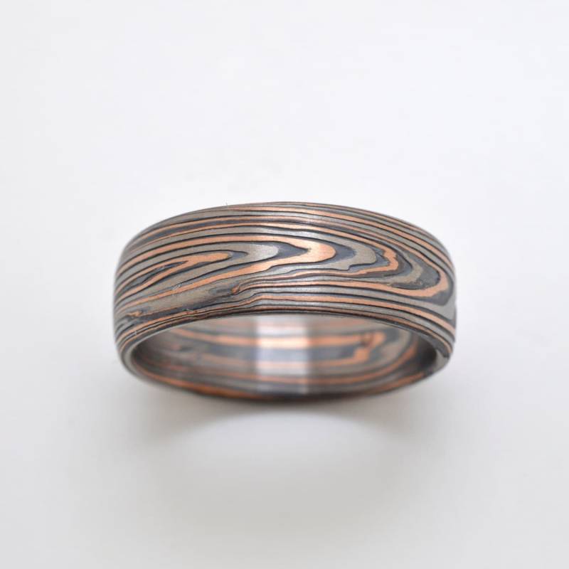 Ehering Mokume Gane Mit Wirbelmuster in Der Palette Oxidized Embers von AKAMokume