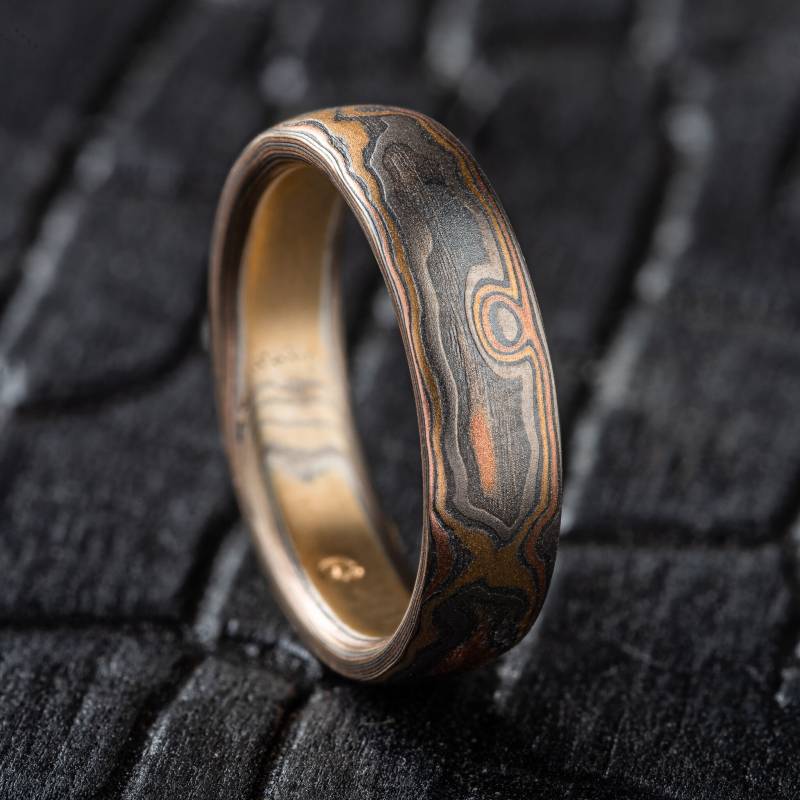 Mokume Woodgrain Ring in Vier Metall Kombination von AKAMokume