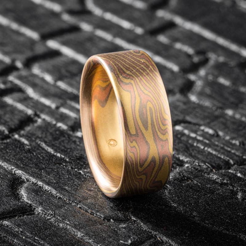 Twist Muster Mokume Gane Band in 18Kt Gold Palette von AKAMokume