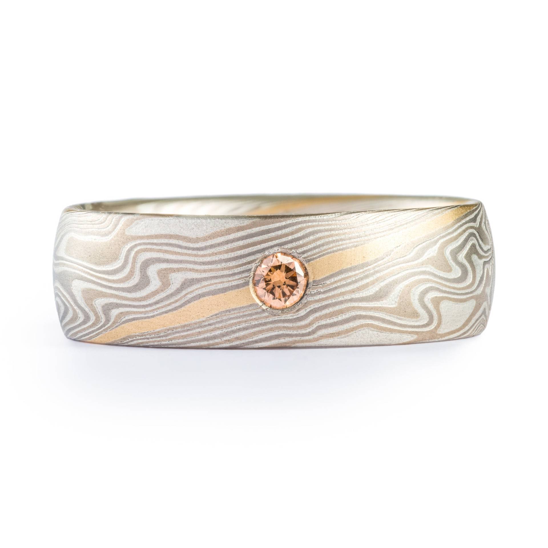 Eleganter Mokume Gane Hochzeitsring in Rauch - Und Twist-Muster Mit Diamant von AKAMokume