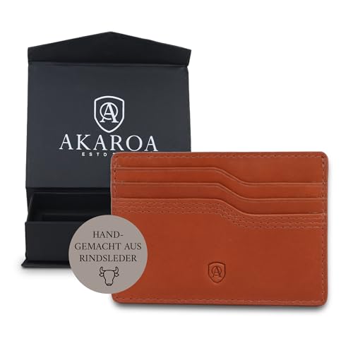 AKAROA – Card Holder Extra Slim Wallet für Herren aus Rindsleder Carlo – Ultraschlankes Kartenetui aus Leder für 6 Karten mit Scheinfach 7x10cm - Minimalistischer Geldbeutel mit RFID-Schutz – Cognac von AKAROA ESTD 2019
