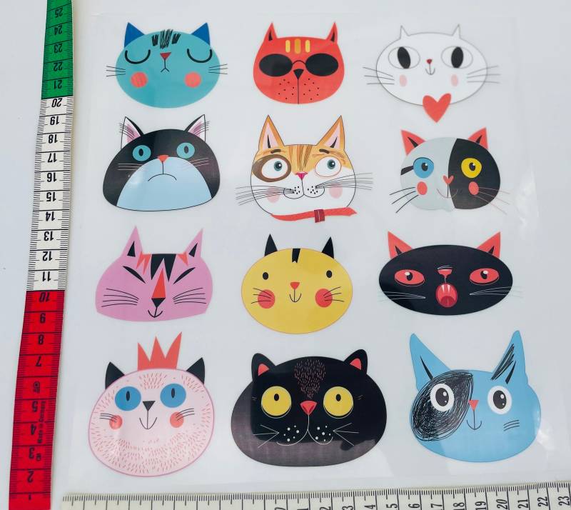 Bügelbild Katzenköpfe Bunt Comic Style Kinder Aufbügler Kleidung Patch Tasche Bügelbild Katzenköpfe Bunt Comic Style Kinder Aufbügler Kleidung Patch Tasche von AKBrilon