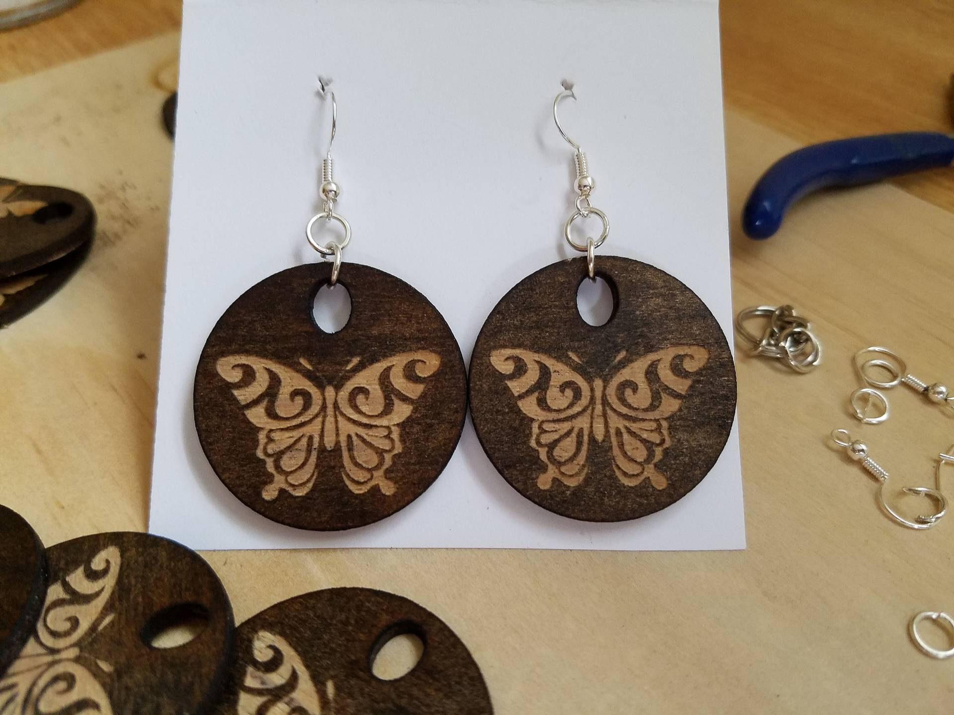 Schmetterling Ohrringe - Holz Boho Statement Schmetterling Ohrringe - Holz Boho Statement von AKLaserworks