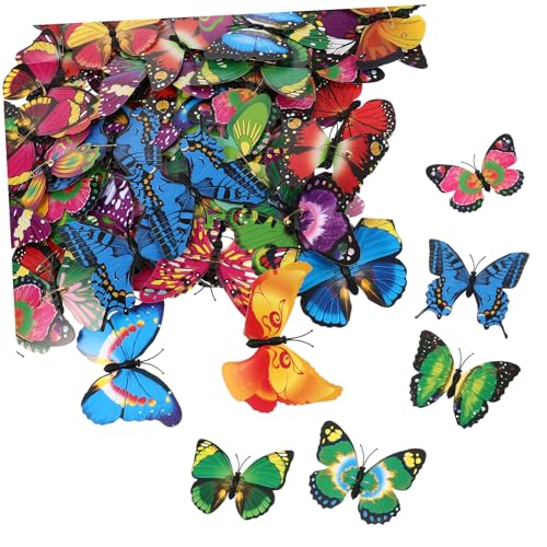 AKOOSY 100 Stück Teiliges Schmetterling Broschen aus PVC Retro Anstecknadeln für Kleidung und Rucksäcke Leicht zu Befestigen Deko für Damen Langlebige Sichere Modeaccessoires von AKOOSY