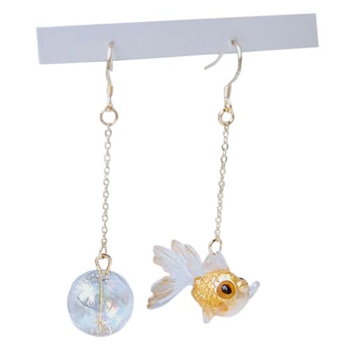 AKOOSY Goldfisch Ohrstecker Damen Asymmetrisch Leichte Ohrringe Modisches Accessoire für Alltag und Festtage AKOOSY Goldfisch Ohrstecker Damen Asymmetrisch Leichte Ohrringe Modisches Accessoire für Alltag und Festtage von AKOOSY