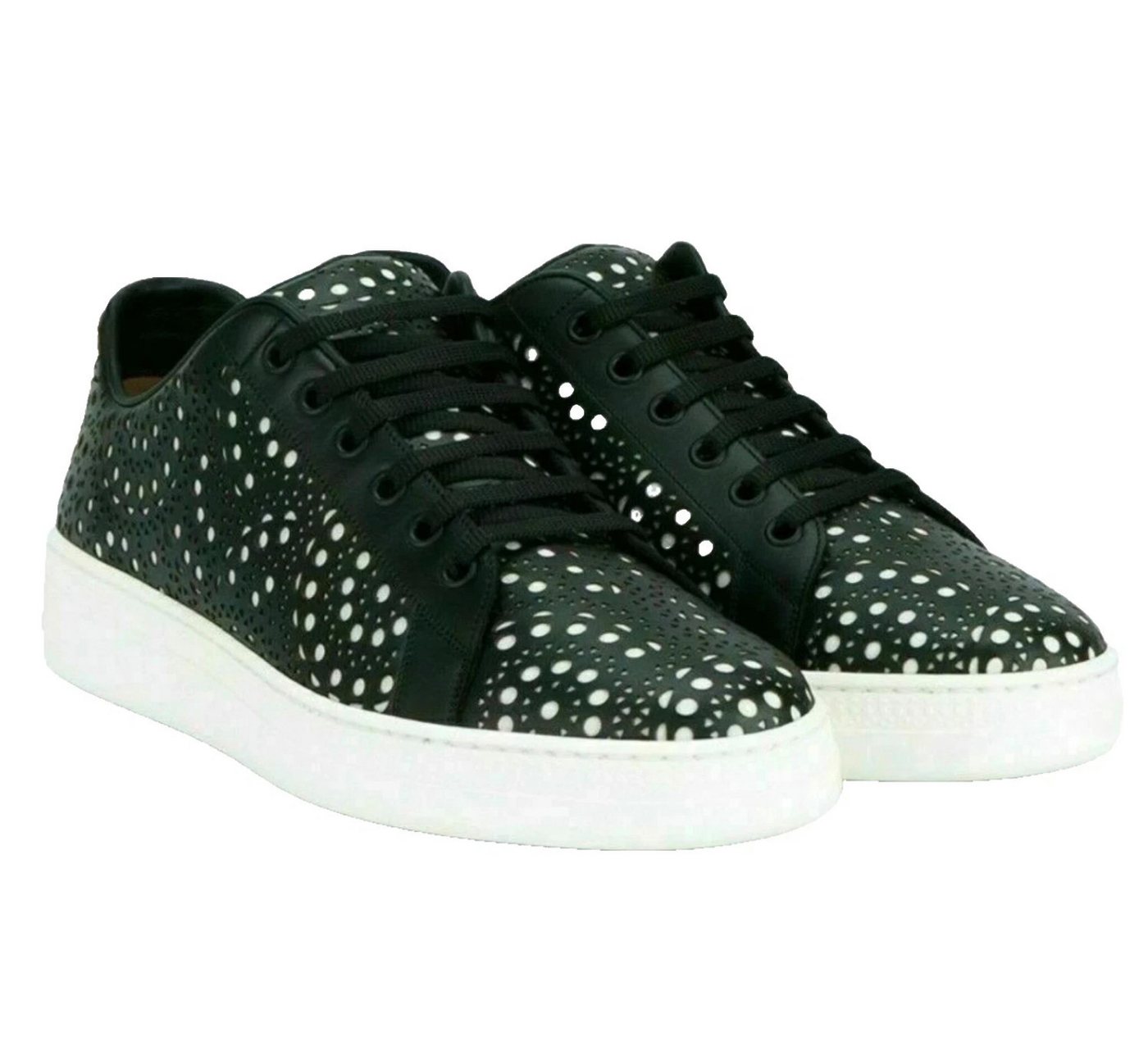ALAÏA PARIS Laser Cut Perforated Trainers Schuhe Made in Italy 35 Sneaker Limitierte Produktion – weltweit kaum noch erhältlich ALAÏA PARIS Laser Cut Perforated Trainers Schuhe Made in Italy 35 Sneaker Limitierte Produktion – weltweit kaum noch erhältlich von ALAÏA PARIS