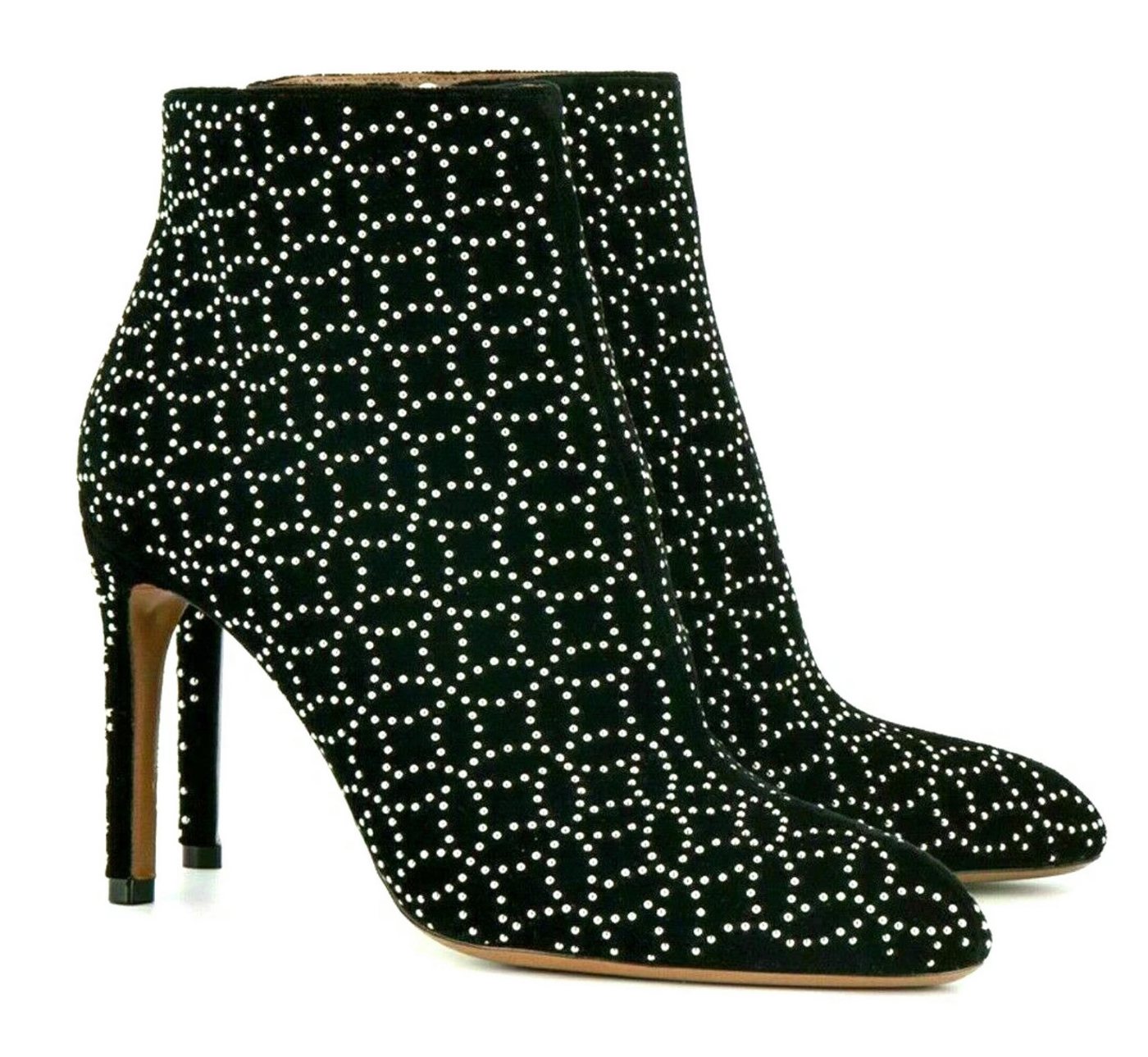 ALAÏA PARIS Velvet Studded Boots Stiefeletten mit Nietenbesatz Ankleboots ALAÏA PARIS Velvet Studded Boots Stiefeletten mit Nietenbesatz Ankleboots von ALAÏA PARIS