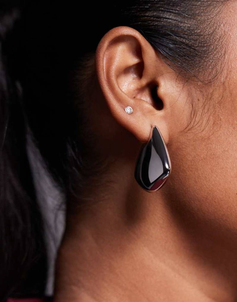 ALDO - Koby - Wasserfeste Ohrringe aus silberfarbenem Edelstahl in geschmolzener Optik mit Tropfendesign von ALDO