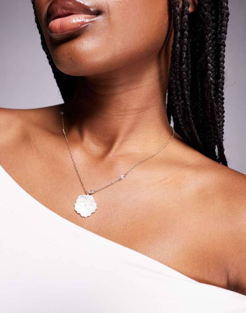 ALDO - Magnollia - Halskette mit Perlenblumenanhänger-Weiß von ALDO