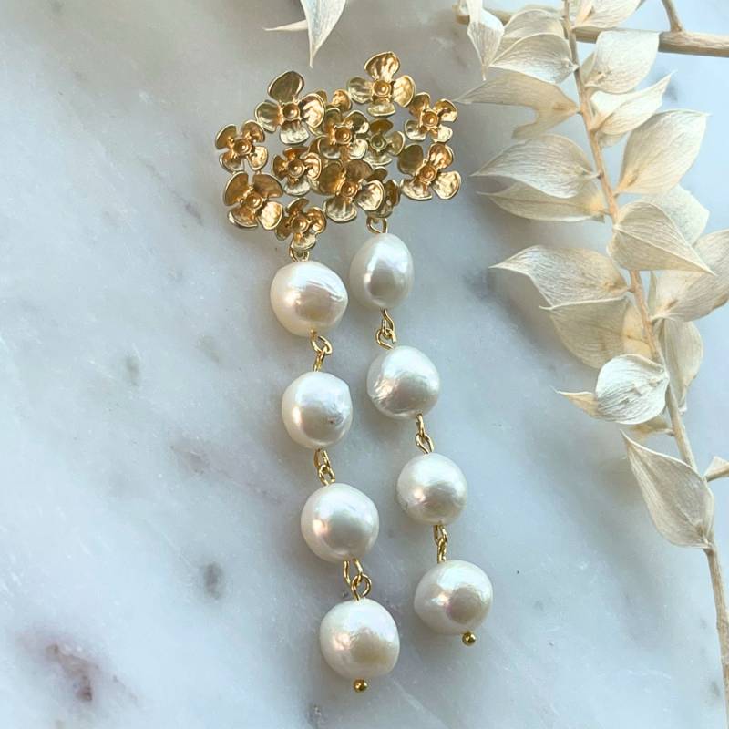 Ohrhänger Flor Mit Süßwasserperlen von ALESSANDRASCHMIDT1