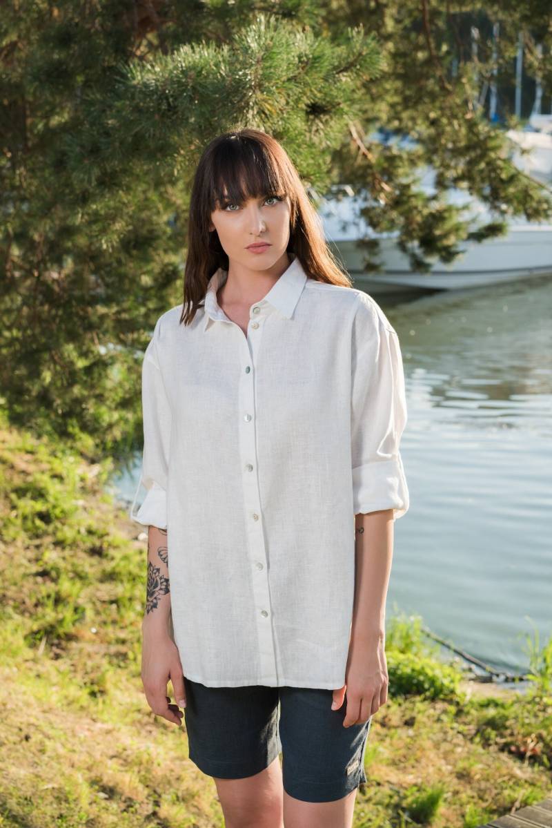 Natural Long Sleeve Linen Shirt With Collar & Buttons, Can Be Both Casual Formal - Aure von ALETAnaturalis