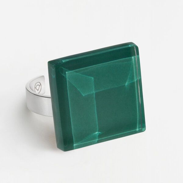 ALEXASCHA Geometrischer Statement Ring aus Glas | PUREFORM von ALEXASCHA