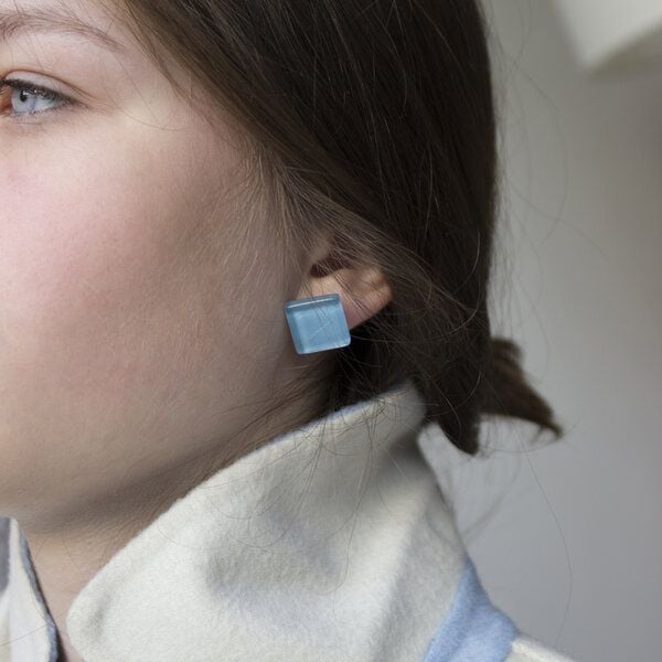 ALEXASCHA Minimalistische Ohrclips aus Glas | PUREFORM von ALEXASCHA