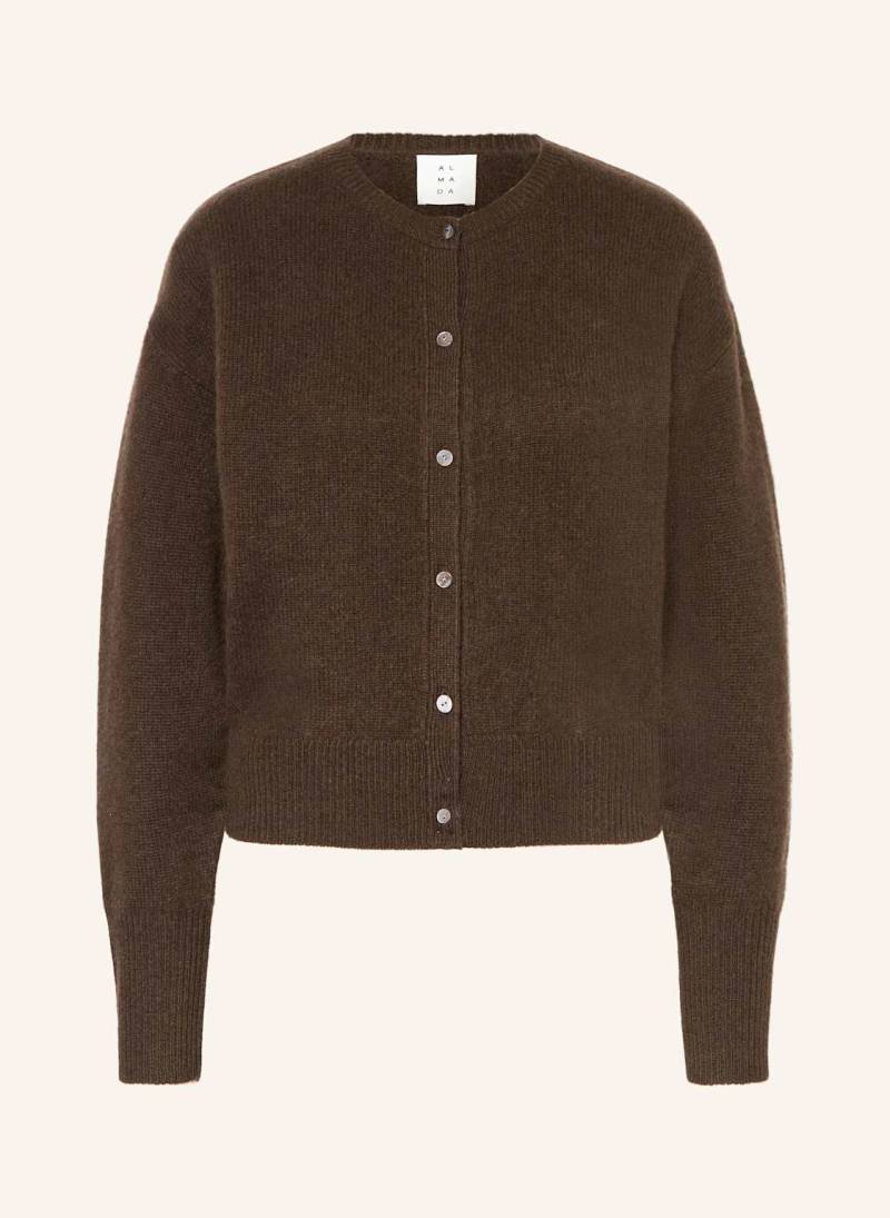 Almada Label Strickjacke Coco Aus Cashmere braun von ALMADA LABEL