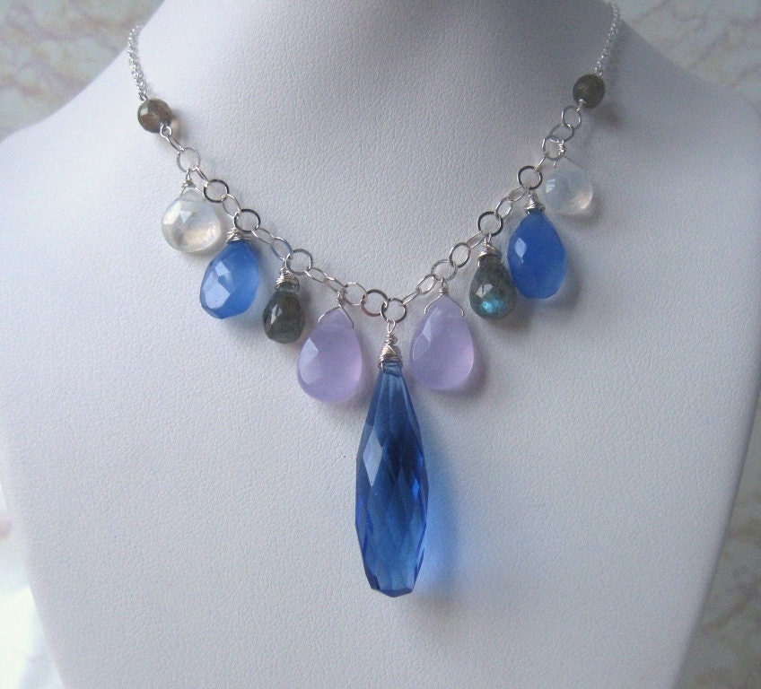 Blauquarz Halskette Mit Chalcedon, Labradorit & Mondstein Draht, Silber Gefasst von AListDesigns