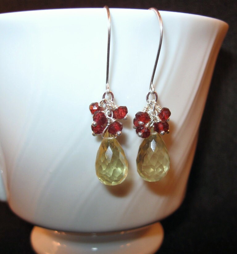 Granat Cluster Ohrringe Mit Zitronenquarz in Silber von AListDesigns