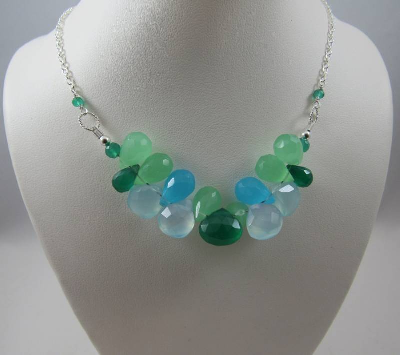 Multi Chalcedon Halskette - Multicolor, Edelstein-Cluster, Silber Multi Chalcedon Halskette - Multicolor, Edelstein-Cluster, Silber von AListDesigns