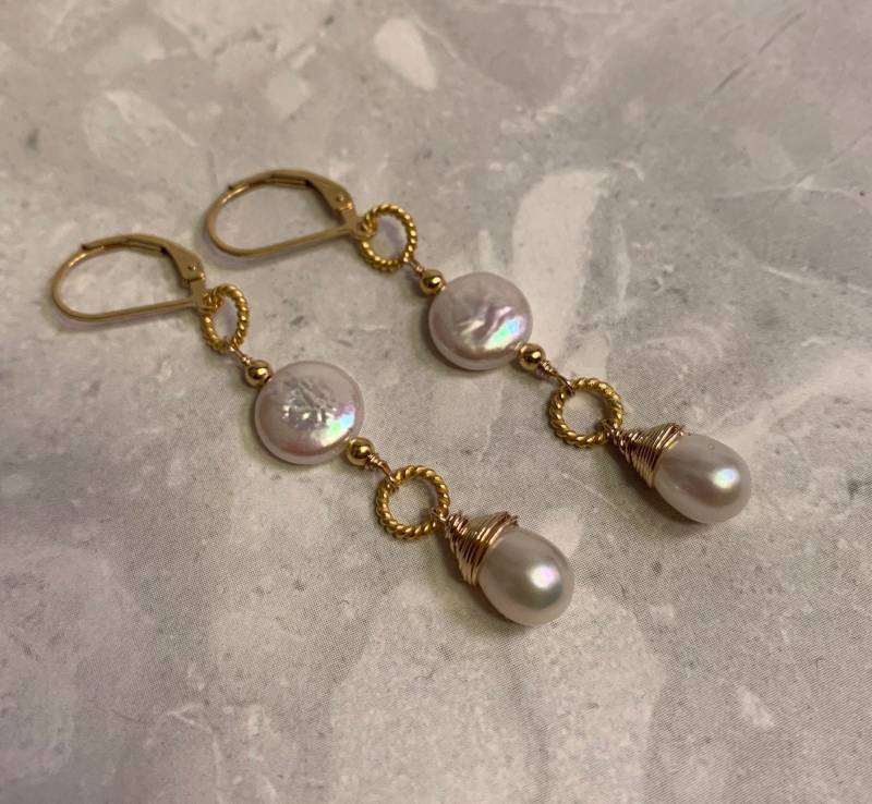 Süßwasser Perle Ohrringe - Gold Gefüllt, Draht Gewickelt Süßwasser Perle Ohrringe - Gold Gefüllt, Draht Gewickelt von AListDesigns