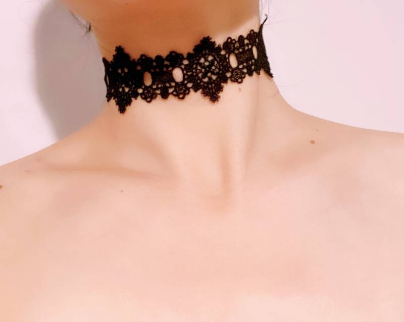 Braune Spitzenhalskette, Einfache Gothic-Retro-Vintage-Lolita-Zeremonie Braune Spitzenhalskette, Einfache Gothic-Retro-Vintage-Lolita-Zeremonie von ALittleDiary