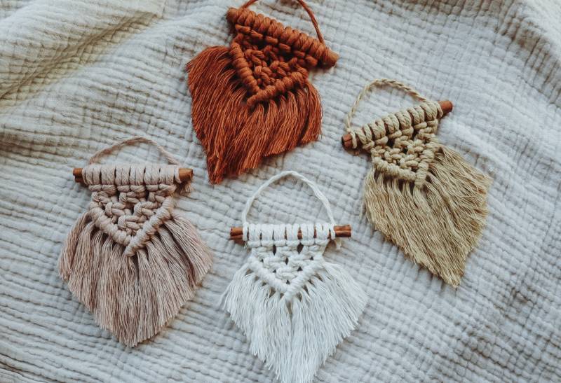 Makramee Zimtanhänger // Weihnachtsgeschenk, Anhänger Makramee Zimtanhänger // Weihnachtsgeschenk, Anhänger von AMANOat