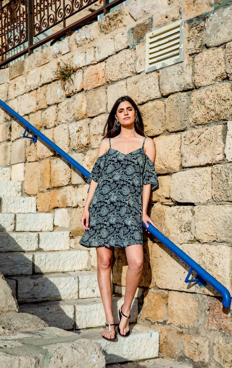 Kurze Damen Kleider | Schulterfreies Boho Kleid Strandkleider Blumendruck Sommer Midi Geblümtes Urlaubskleid von AMAYAbyML