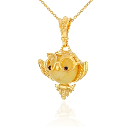 AMBEDORA Damenhalskette Weise Eule mit Bernstein, Vergoldetes Sterling Silber, Baltischer Bernstein in Milchiger Farbe, Vergoldeter Anhänger mit Kette von AMBEDORA