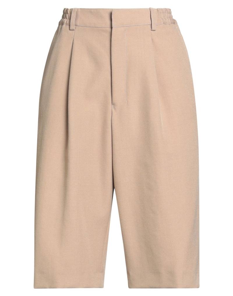 AMI ALEXANDRE MATTIUSSI Shorts & Bermudashorts Damen Sand von AMI ALEXANDRE MATTIUSSI