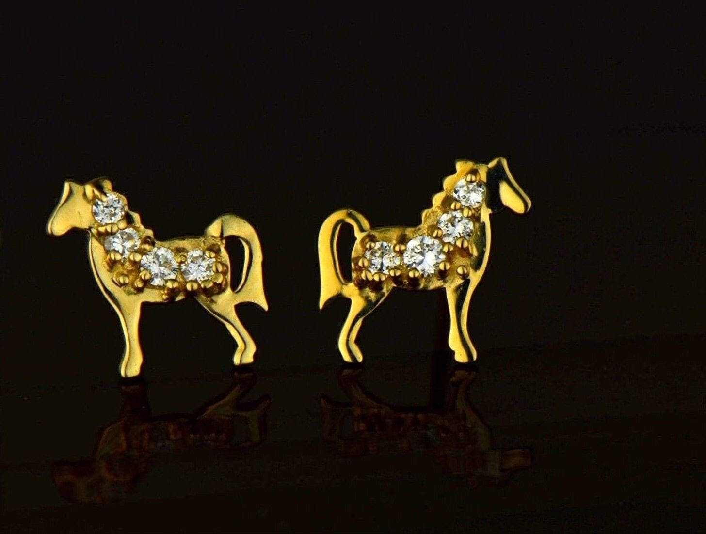 14K Gelb Oder Weißgold Pferd Cz Ohrstecker Mit Schraubverschluss von AMJEWELRYNYC