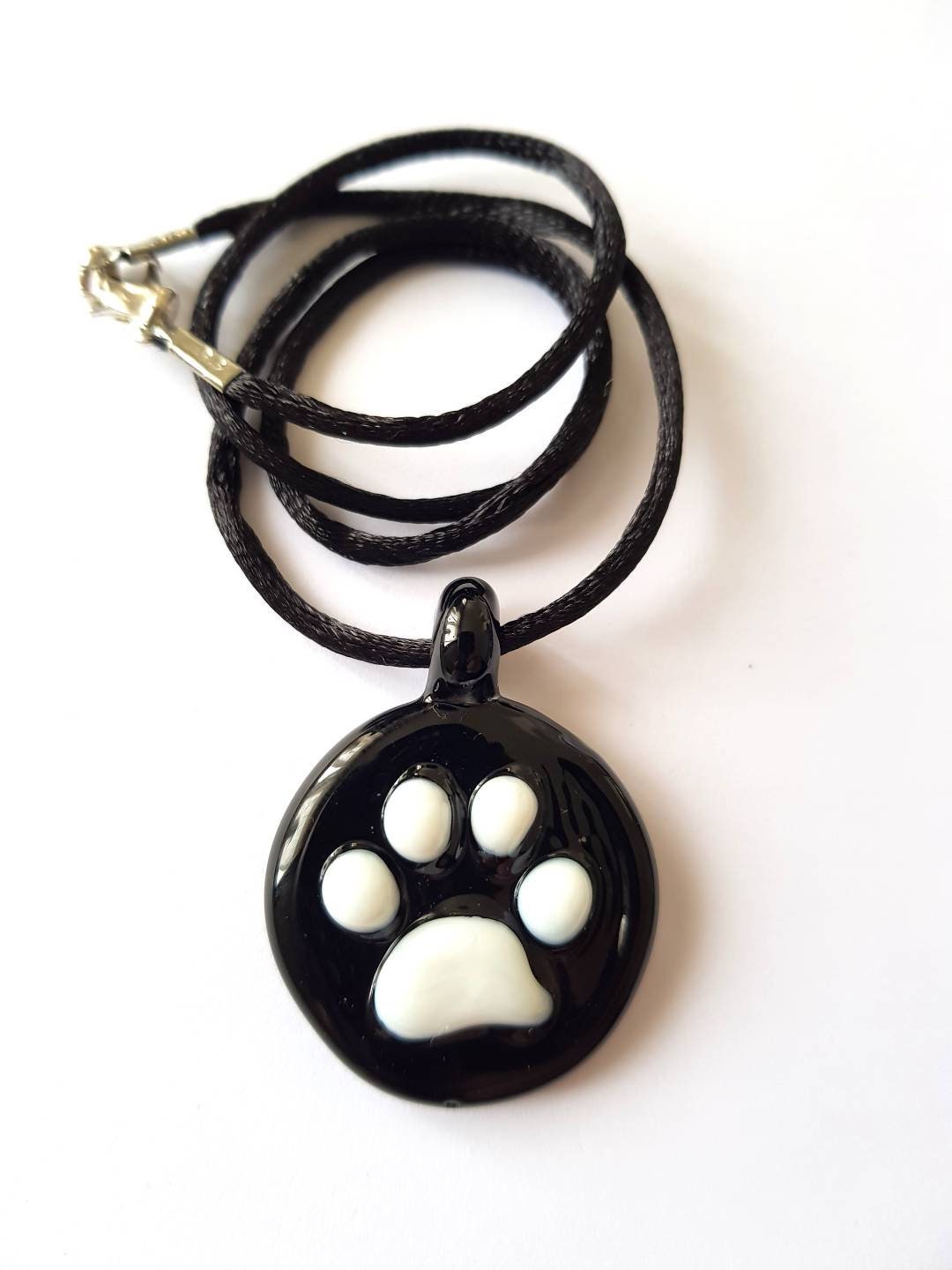 Katzenpfotenabdruck Aus Lampenbehandeltem Muranoglas Katzenpfotenabdruck Aus Lampenbehandeltem Muranoglas von AMOROSOGLASS