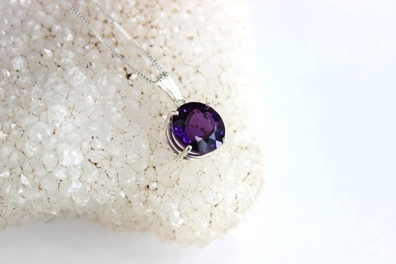 Amethyst Runde Anhänger, Sterling Silber Halskette Amethyst Runde Anhänger, Sterling Silber Halskette von AMORco