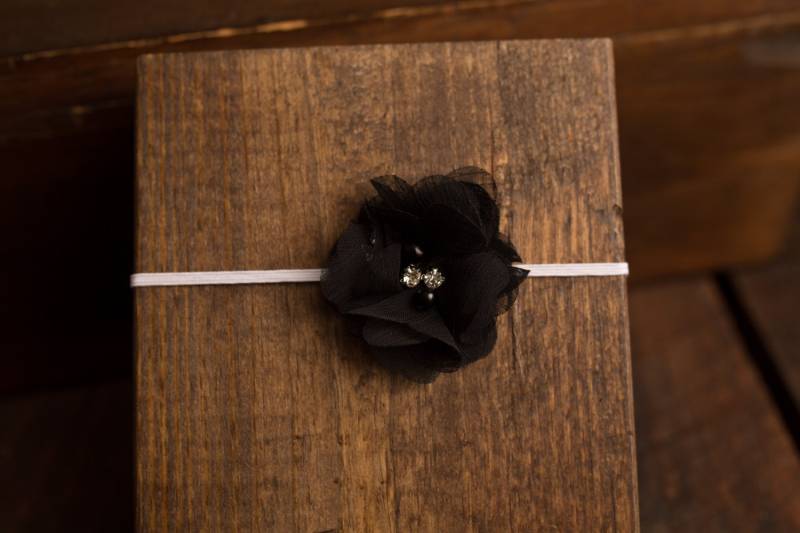 Schwarzes Chiffon Blumen Strass Stirnband, Photo Prop, Neugeborene, Kleinkind, Erwachsene Schwarzes Chiffon Blumen Strass Stirnband, Photo Prop, Neugeborene, Kleinkind, Erwachsene von AMOSandSAWYER