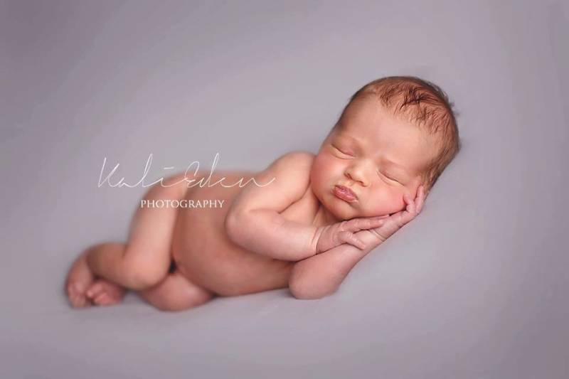Silber Solid Posing Stoff Hintergrund Foto Requisite, Sitzsack Abdeckung, Tropfen, Neugeborene Baby, 2 Yards Silber Solid Posing Stoff Hintergrund Foto Requisite, Sitzsack Abdeckung, Tropfen, Neugeborene Baby, 2 Yards von AMOSandSAWYER