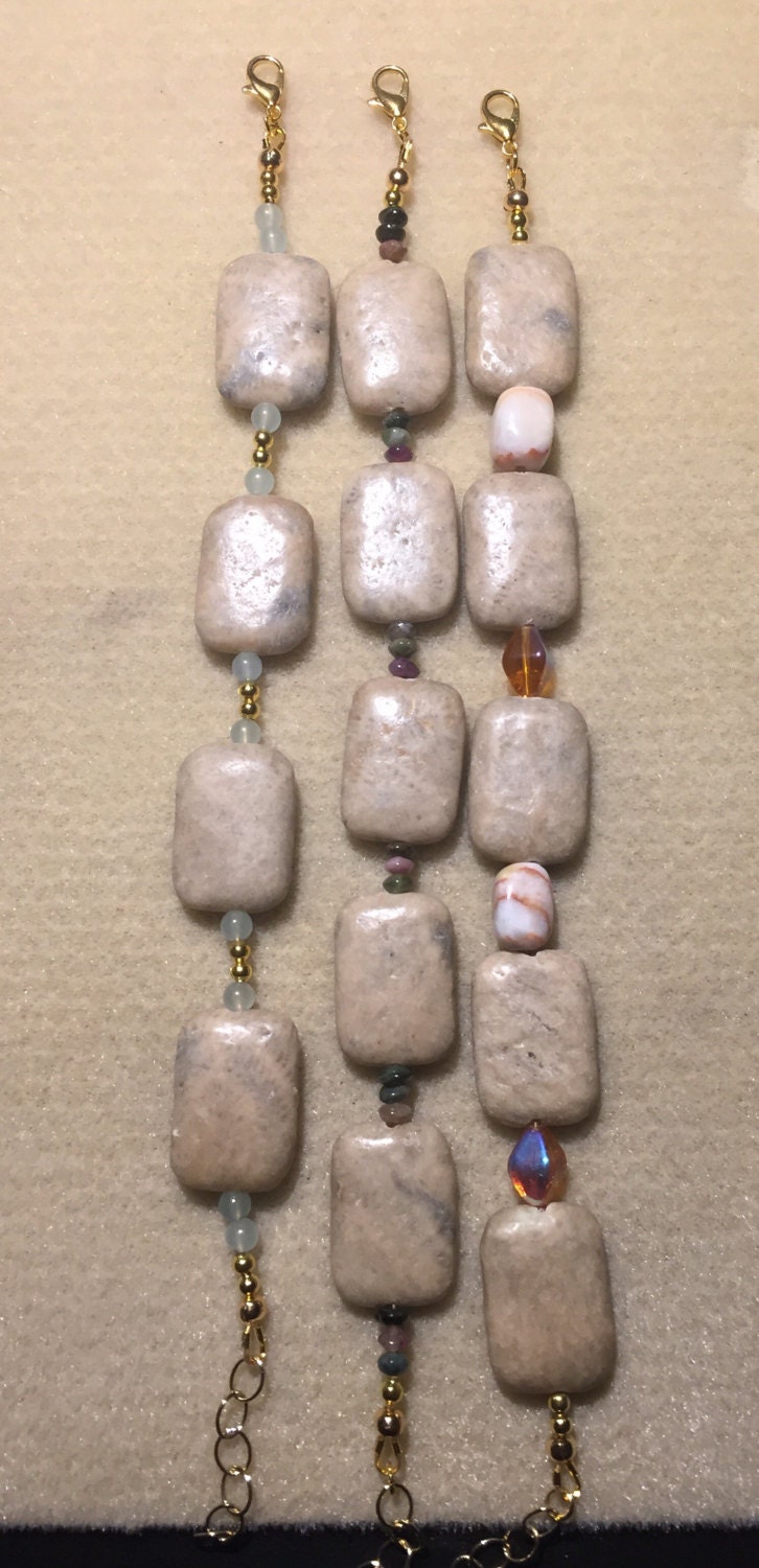 Sandstein-Armband Mit Drei Optionen. Auf Bestellung Gefertigt von AMRossJewelry