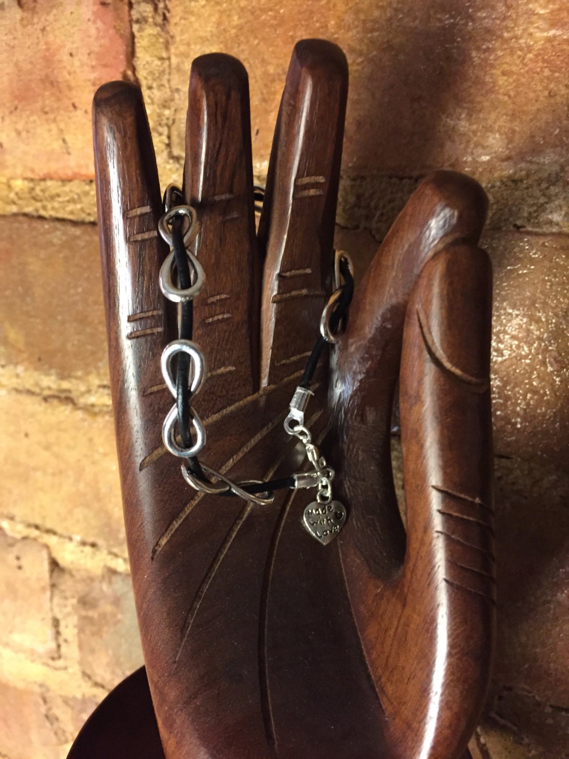 Unendlichkeit Lederarmband Unendlichkeit Lederarmband von AMRossJewelry