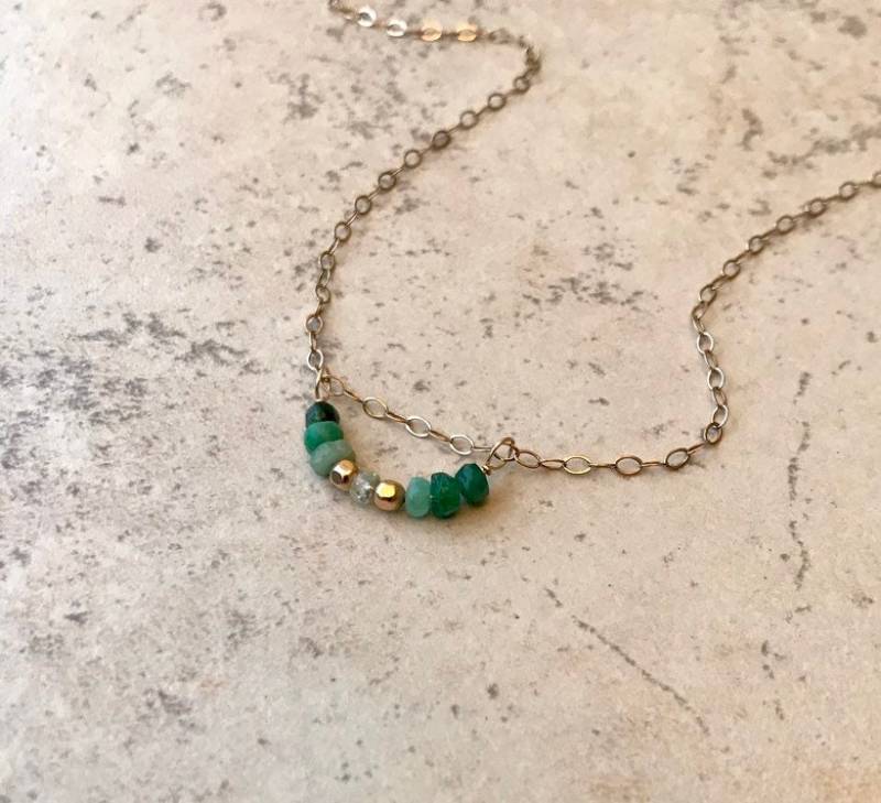 Smaragd Und Gold Filled Halskette von AMSJewels