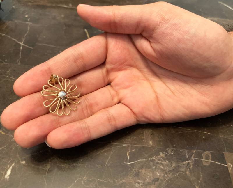 10K Solider Zweifarbiger Goldsonnenblumenanhänger | 1, 2 "Zoll Großer Mode-statement-Kunstwerk-Trendiger Filigraner Blumen-Massivgoldanhänger Für von AMYKORYLINE