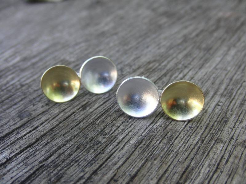 Handgemachte Gold & Sterling Silber Ohrstecker 19, 2 K Beiträge von AMjewelryStudio