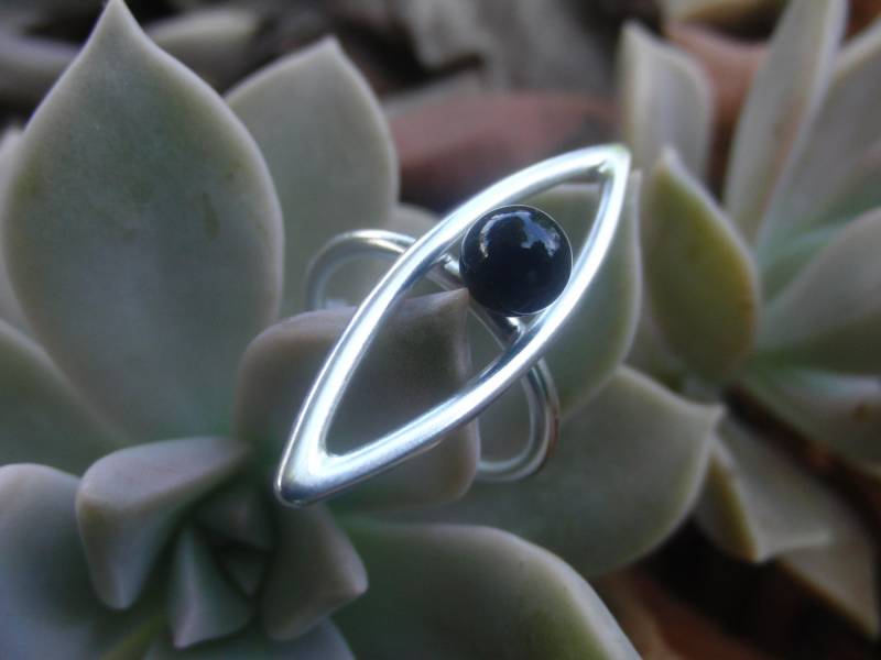 Handgemachte Schwarz Onyx Sterling Silber Ring - Einstellbar Statement Schmuck von AMjewelryStudio