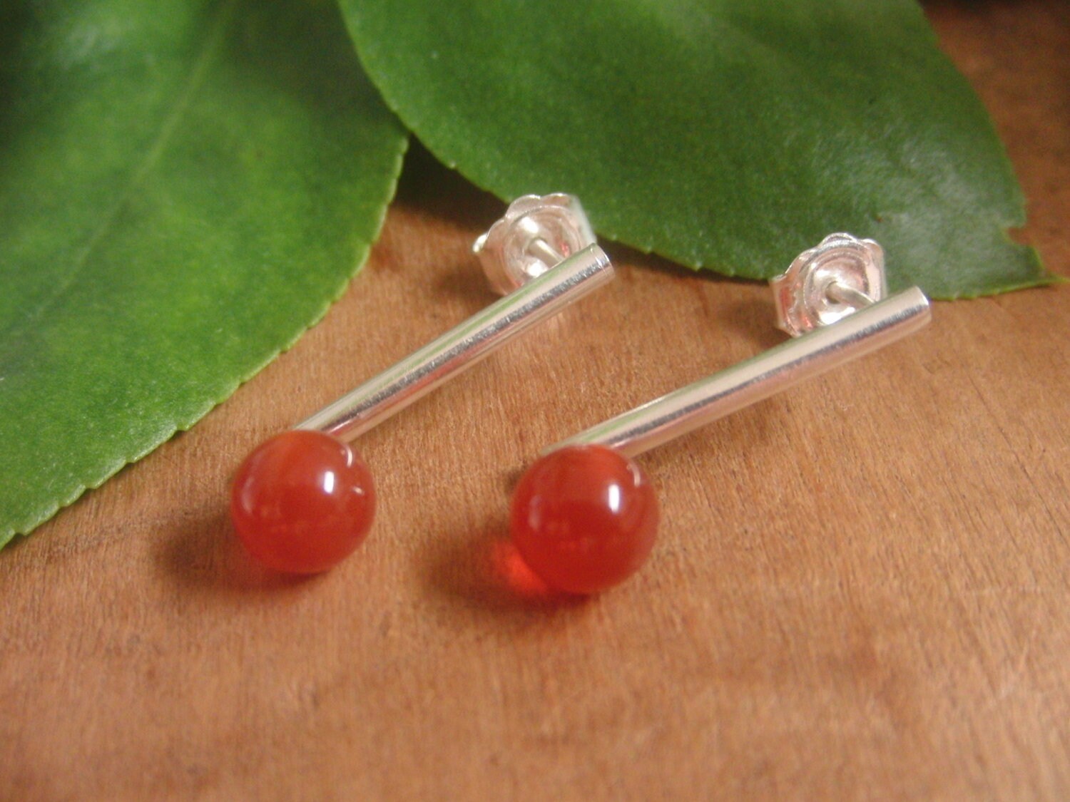 Handgemachte Sterling Silber Karneol Ohrringe Modern Chic Schmuck Handgemachte Sterling Silber Karneol Ohrringe Modern Chic Schmuck von AMjewelryStudio