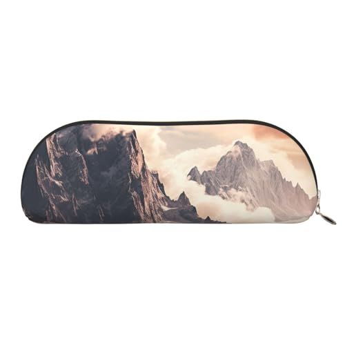 ANABPRMA Deutsch Kurzhaar-Zeiger in Brille, Leder-Federmäppchen, Halbkreis-Aufbewahrungstasche – für Make-up, Stifte und Essentials, Berge Wolken, Einheitsgröße, Schulranzen ANABPRMA Deutsch Kurzhaar-Zeiger in Brille, Leder-Federmäppchen, Halbkreis-Aufbewahrungstasche – für Make-up, Stifte und Essentials, Berge Wolken, Einheitsgröße, Schulranzen von ANABPRMA