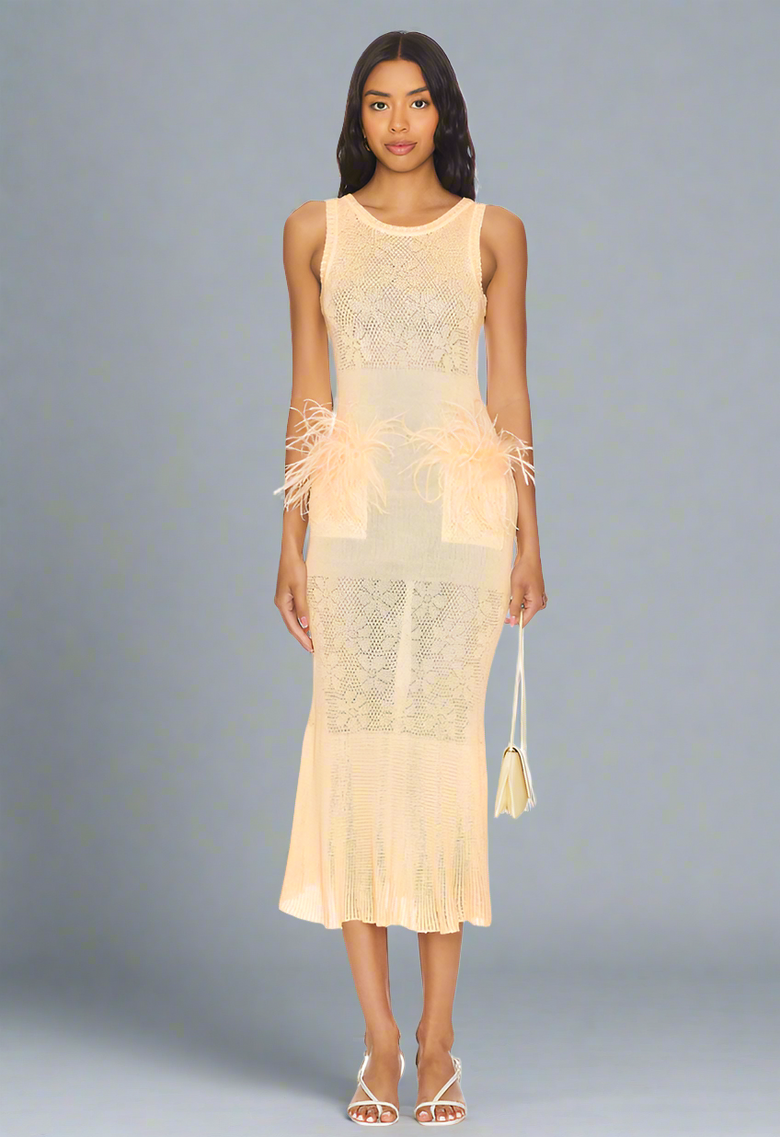 Champagne Rose Knit Dress With Feathers - Yellow - S - ANDREEVA - Midi dresses Champagne Rose Knit Dress With Feathers - Yellow - S - ANDREEVA - Midi dresses von ANDREEVA